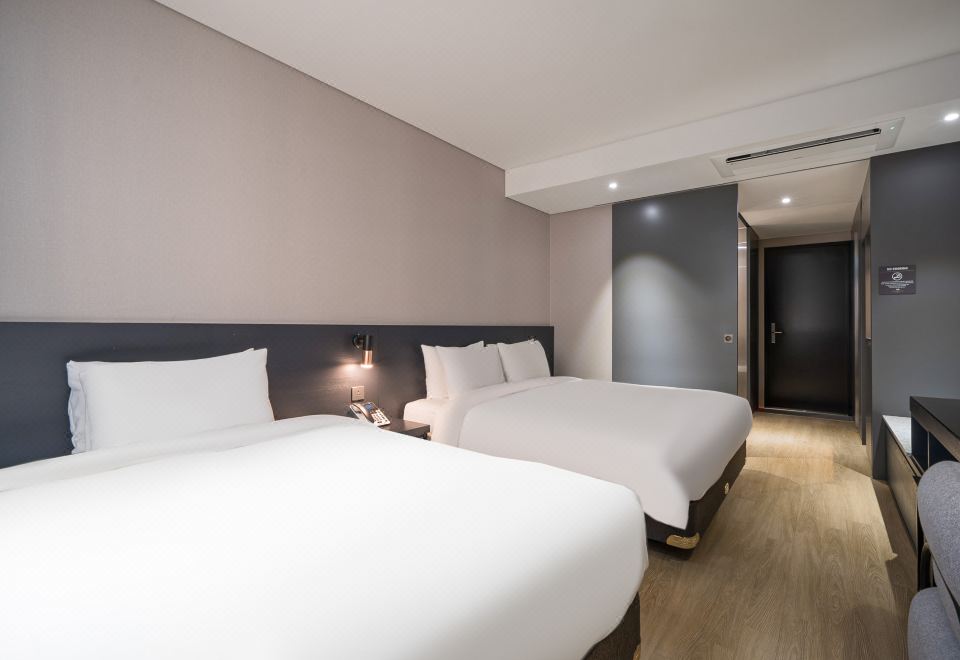 Rivertain Hotel Gyeongju Bathroom