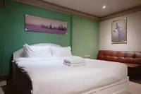 Mitr Inn Nimman 12