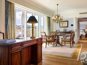Powerscourt Hotel, Autograph Collection