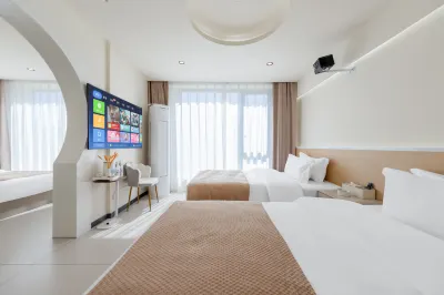 Chunting Lifestyle Aesthetic Vacation Apartment (Xiaoqikong Scenic Area East Gate Ticket Hall) Hotels near Xiao Qi Kong Ancient Bridge