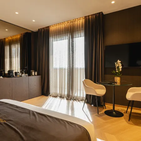 Green Park Penthouse Suite & Pool