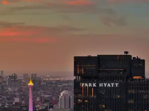 Popular Luxury Hotels in Central Jakarta