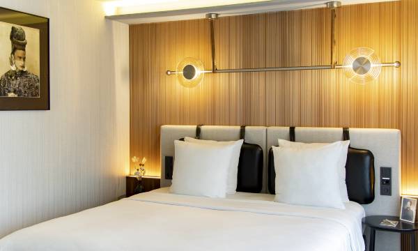 Muze Hotel Düsseldorf - Handwritten Collection