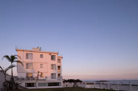 24 Degrees North · Seven Family Homestay Отели рядом с достопримечательностью «All Love Park Ocean Kingdom»