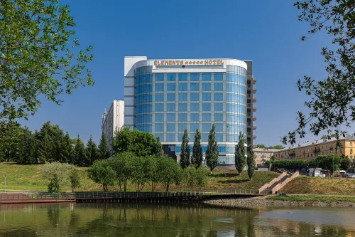 Elements Hotel Kirov - Bãi đậu xe