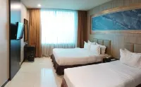 Grand Paragon Hotel - 4-Star