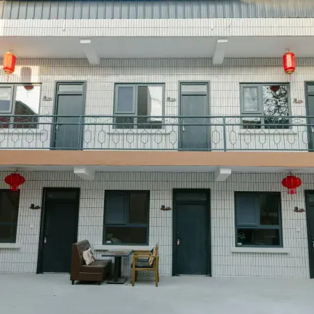 Zaoyuan Xiang Li Shiguang Homestay