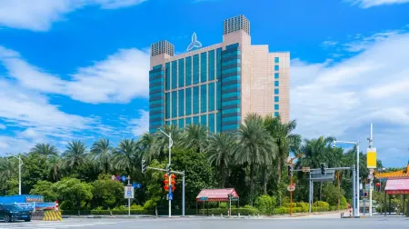 Gladden Hotel (Shilong Town) Отели рядом с достопримечательностью «Fuyuan Youye»