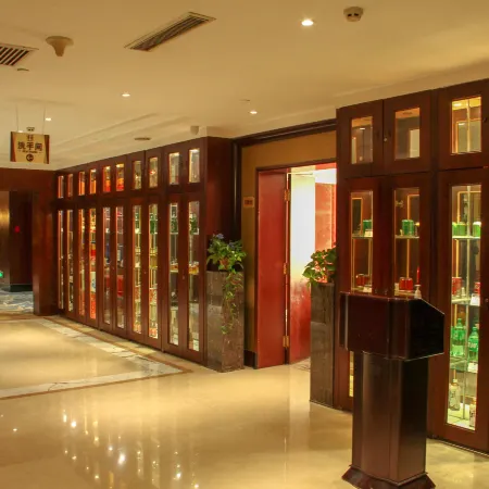 Ying Kou Hua Tian Hotel