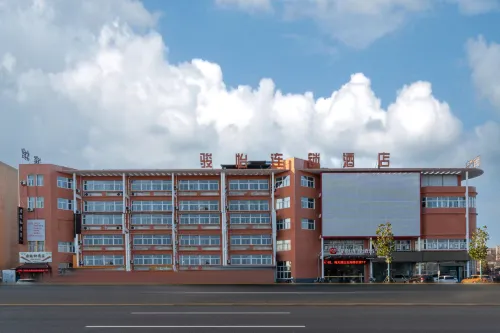 Junyi Chain Hotel (Chuzhou Lai'an Yu'an West Road)