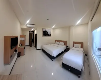 LUMBA LUMBA INN WARU Các khách sạn gần Makam Mbah Nyai Roro Sekardadu