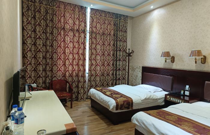 Gengma Aibai Hotel