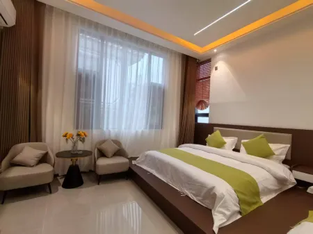 Shangyihotel Отели рядом с Аэропорт Лицзян