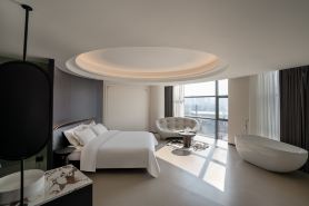 Muye LUMi Design Hotel (Yuyao City Center Yangming Ancient Town)