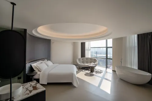 Muye LUMi Design Hotel (Yuyao City Center Yangming Ancient Town)