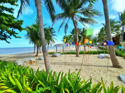 Chidlom Resort Hotels near Chaosamran Beach