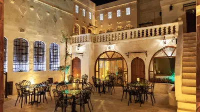 REJİ BOUTİQUE HOTEL Các khách sạn gần Harran Universitesi Sanliurfa Meslek Yuksekokulu