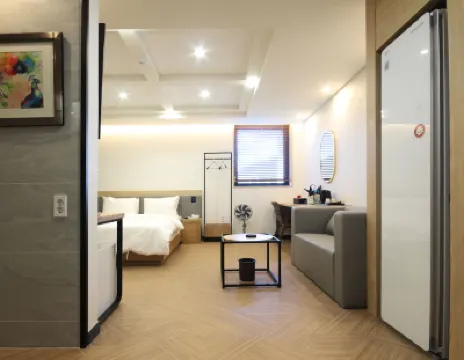 Amare Hotel Hotels near Ansim Station