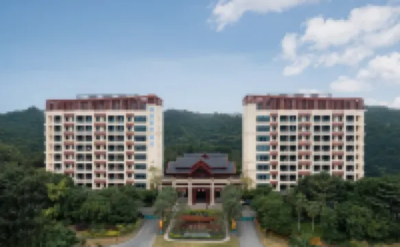 โรงแรมรีสอร์ท รู่เจีย ฟอร์เต้ ซานย่า