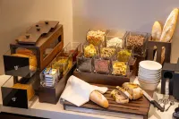 Dandong Wanda Plaza An Dong Old Street Atour Hotel - breakfast