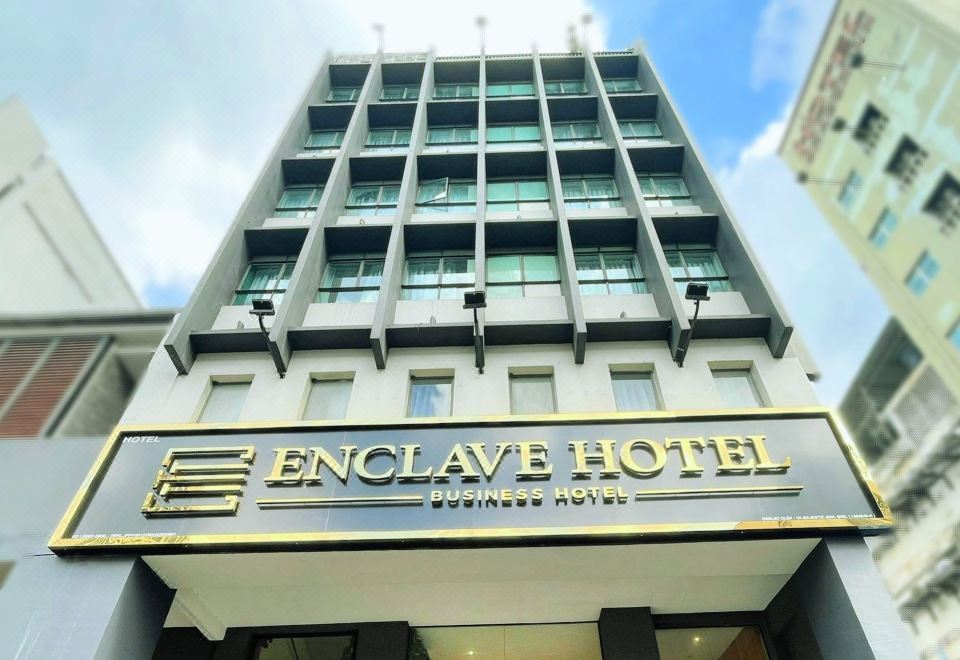 4. ENCLAVE ..
