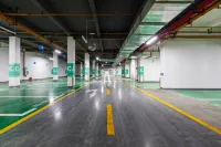 Lavande Hotel (Zhaotong Zhenxiong Hongxing International) - Park Yeri