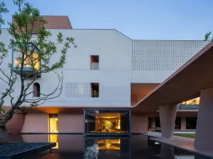 Mumian Shaoxing, The Unbound Collection by Hyatt