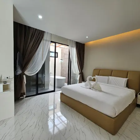 Baan First Pool Villa
