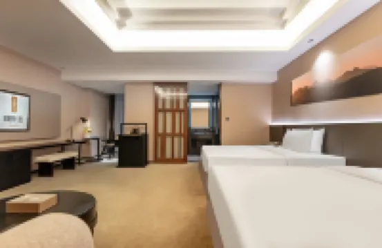 GreenTree Slow Trip Grand Hotel (Bayi Square First Affiliated Hospital)