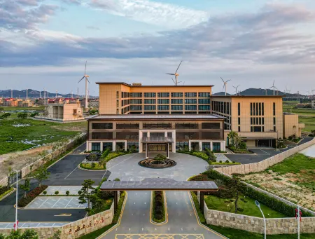 Putian Yunhai Shanting Hotel Отели рядом с достопримечательностью «Nanri Island»