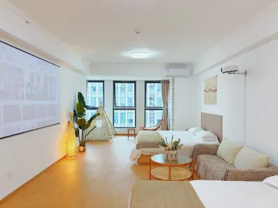 Jiujian Xiyue Urban Homestay (Yichang Three Gorges Visitor Center Wanda Plaza) 이창강/의창항구부두 주변 호텔