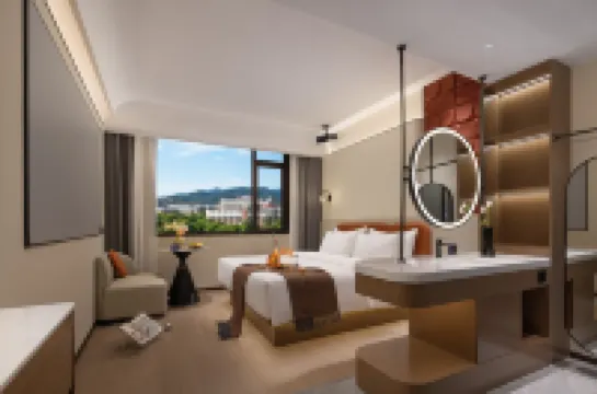 Puyue Tiancheng Hotel (Dongyang Downtown Area Guangsha College)