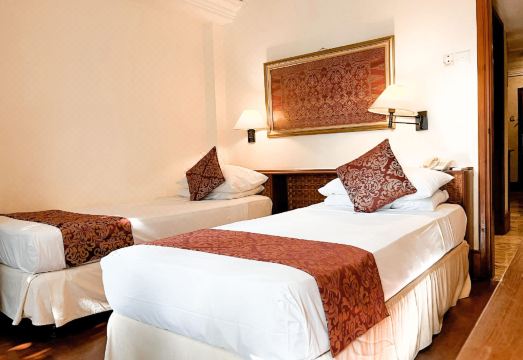 Club Bali Suites@ Legian Beach Hotel Overview