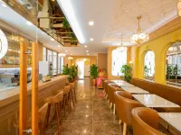 La Fleur Premium Central Apartment Hotel Hotels near Dalat Central Post Office