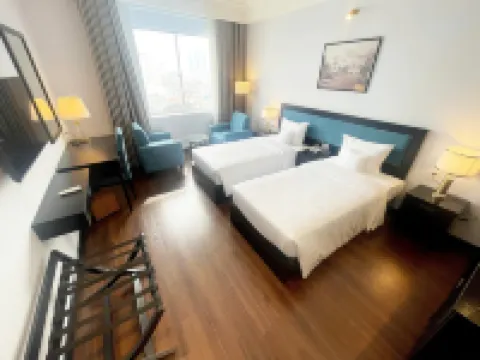 Thien Hong - Arc En Ciel Hotel Ha Chuong Hoi Quan Pagoda周辺のホテル
