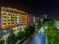 Xinyouda Hotel (Manting Park Splashing Square) Hotels near Jiangbian Night Market