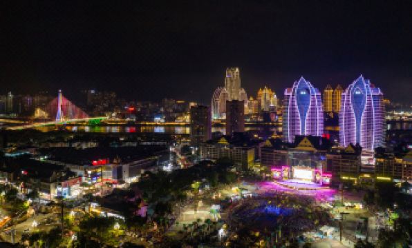 Xinyouda Hotel (Manting Park Splashing Square)