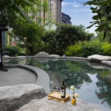 Emeishan Jian Shan Forest Hotel 沙湾南駅周辺のホテル