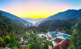 Xinfeng Utop Spring Primeval Forest Resorts