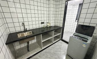 Renfa Apartment (Shantou High-Speed Railway Station Branch)