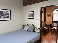 Chillin' Guest House Hotels in Sunday Walking Street