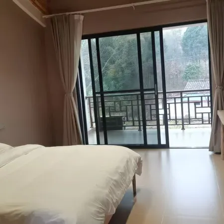 Jiangyou Huayunyongsheng Hotel