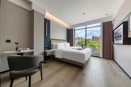 Youjian Hotel (Gongqingcheng High-Speed Railway Station) Отели в г. Гунцинчен