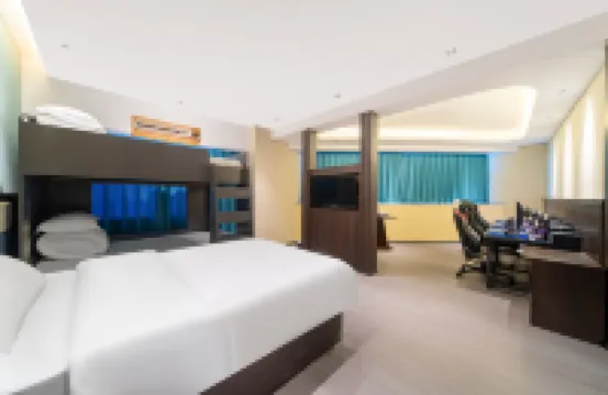 Feike E-Sports Hotel (Pingxiang Nanzheng Street)