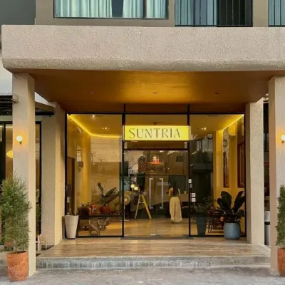 Suntria Hotel Pattaya Hotels near Preecha Seafood Restaurant