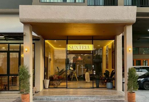 호텔 체크인 안내