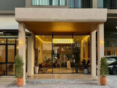 Suntria Hotel Pattaya Отели в г. На Джомтьен