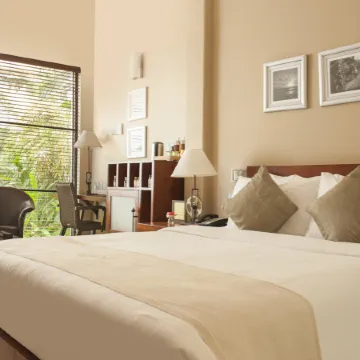 Colombo Court Hotel & Spa Отели рядом с достопримечательностью «Бандаранаайк Мемориал Интернешнел Конференс Холл»