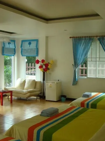 รูปภาพของซีบีช เกาะล้าน 3