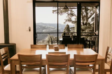 Edges by St Bernards Hotel